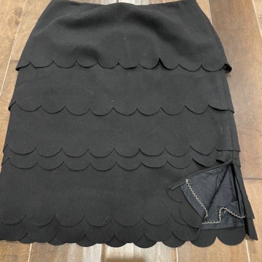 Maeve Black A-Line Tulip Cut Skirt Sz 8